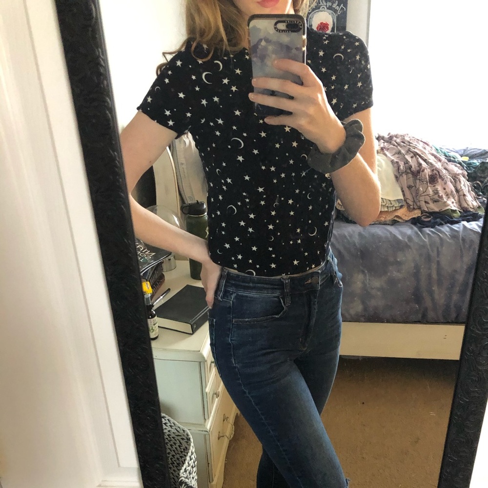 Divided H&M brand crop top